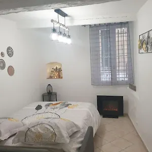  Appartement Joli Studio Centre Historique Aix En Provence