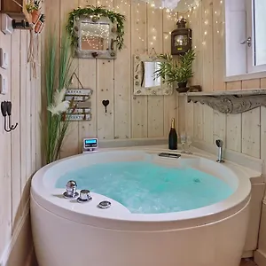  Appartement Aix Centre Historique Sauna Jacuzzi Balnéo Privatif